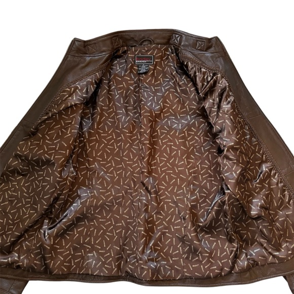 Bradley Bayou Brown Leather Jacket Sz M Zip Front, pleat/stitching detail - Picture 13 of 14